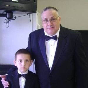 Meet your Posher, Troy